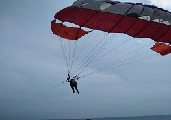 PARASAILING::Watersport Anyer